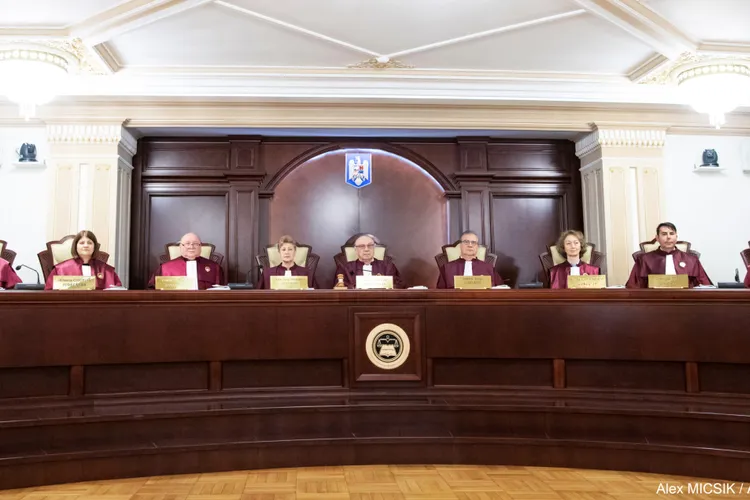 Decizia CCR de secretizare a declarațiilor de avere pune în pericol aderarea la OECD Foto: CCR