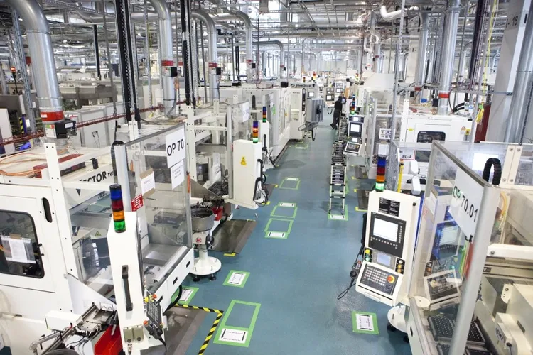 Furt ca pe vremea lui Ceaușescu într-o fabrică de piese auto: daune de 700.000 de euro (sursa: ziaruldeiasi.ro)