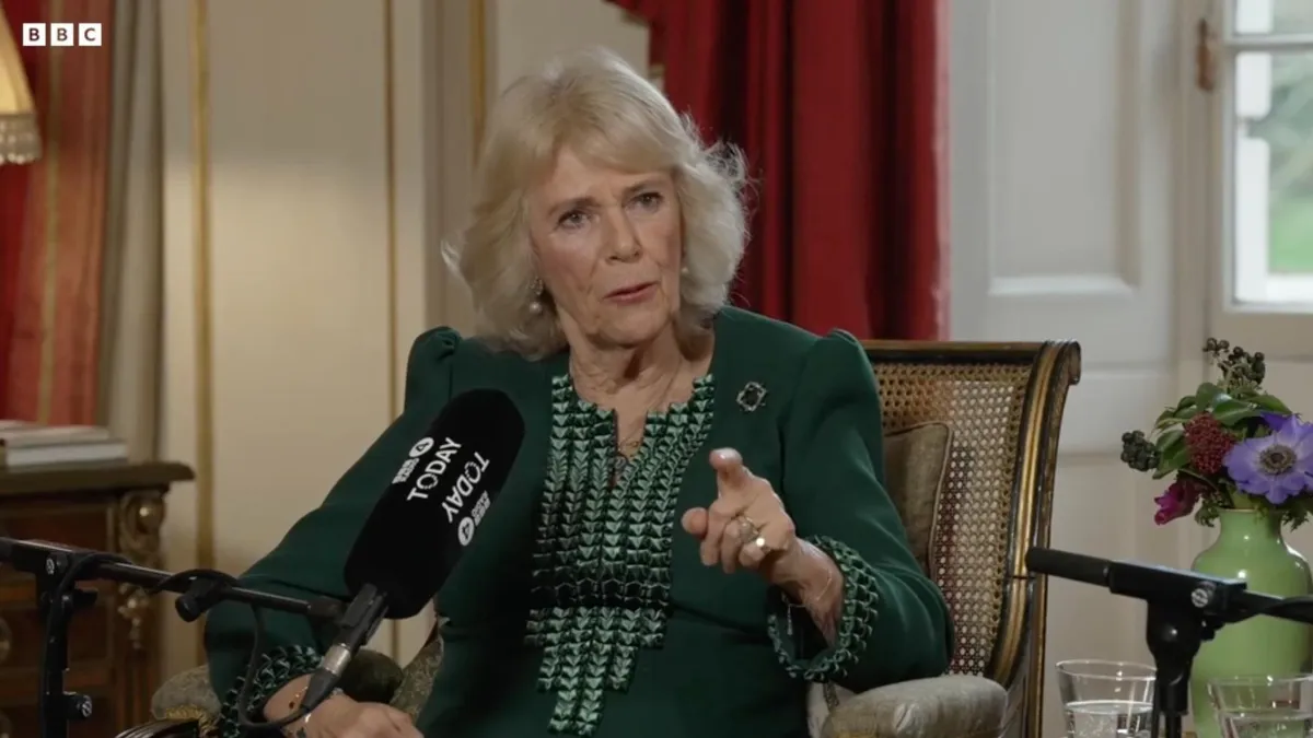 Regina Camilla, agresată în adolescență (sursa: BBC)