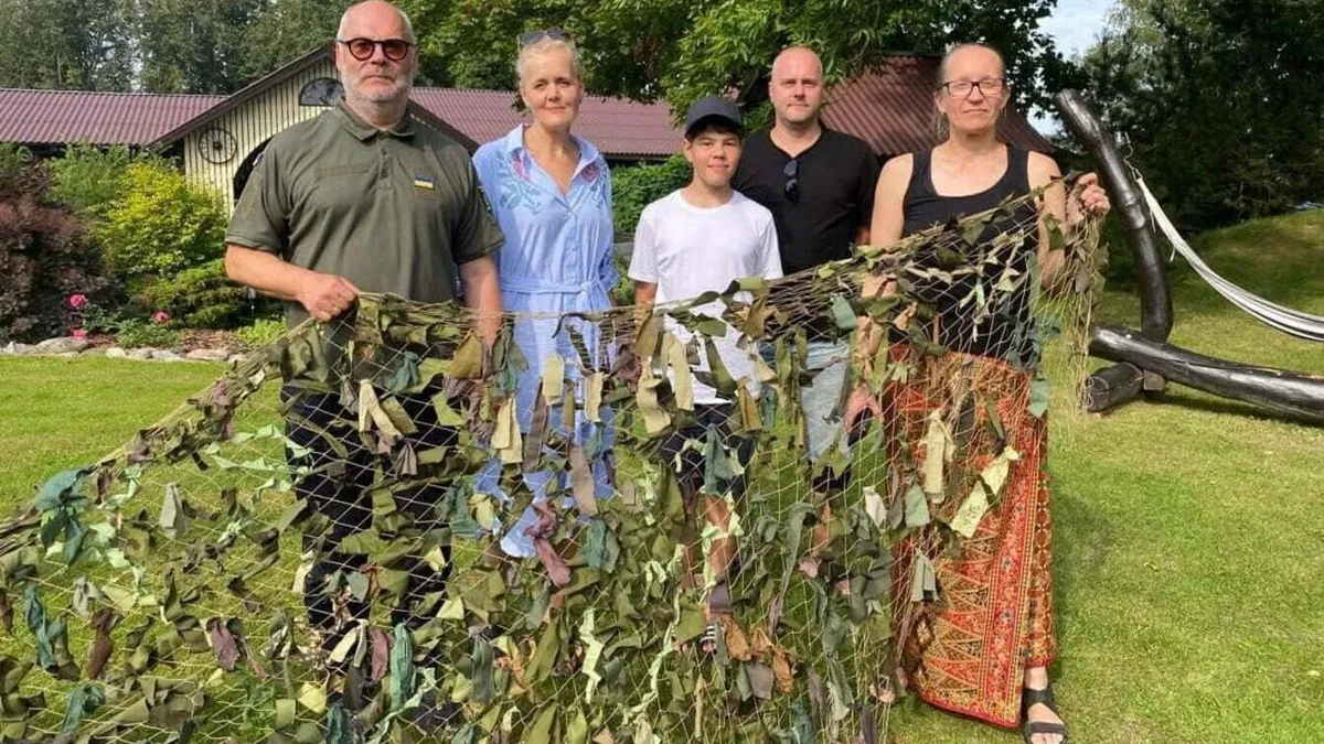 Președintele Estoniei, plase de camuflaj pentru ucraineni Foto: președinția Estoniei