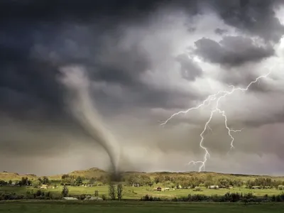 Tornade și furtuni puternice în România (sursa: foto: Pexels/Ralph W. Lambrecht)