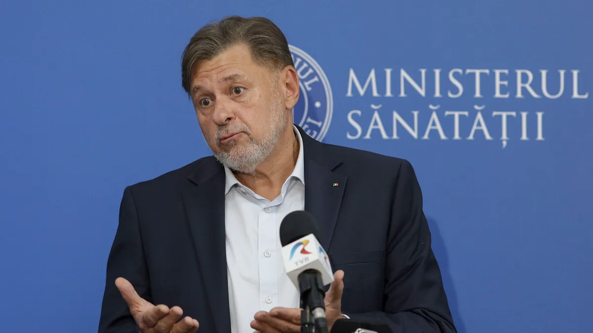 Bandă adezivă, cârpe anti-ploșnițe la Pneumo "Marius Nasta" (sursa: Inquam Photos/Octav Ganea)