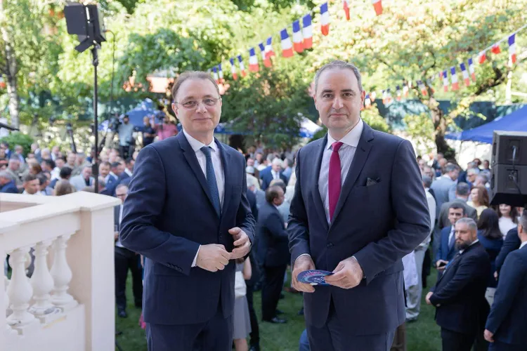 Nazare tamponează promisiunile populiste ale PSD: „Nu ne putem permite să repetăm greșeala de a transforma așteptările nerealiste în obligații bugetare permanente”