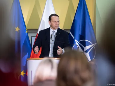 Sikorski îl trimite pe Musk „pe Marte” (sursa: Facebook/Radosław Sikorski)