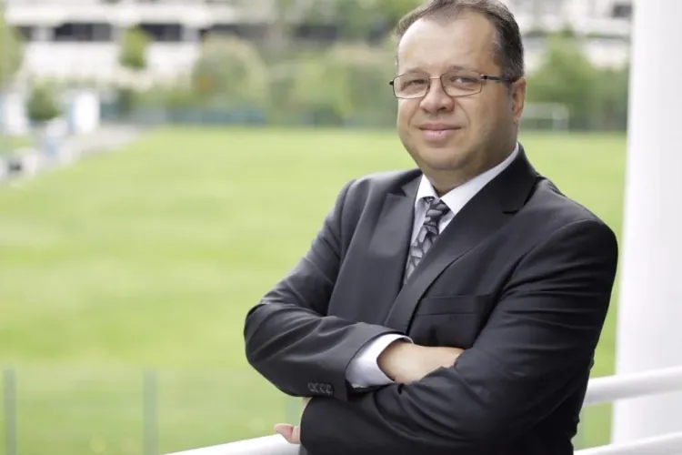 Bolojan a pus vicepreședinte la AMEPIP un doctor al Academiei de Poliție, partenerul Alinei Gorghiu Foto: Invest Energy