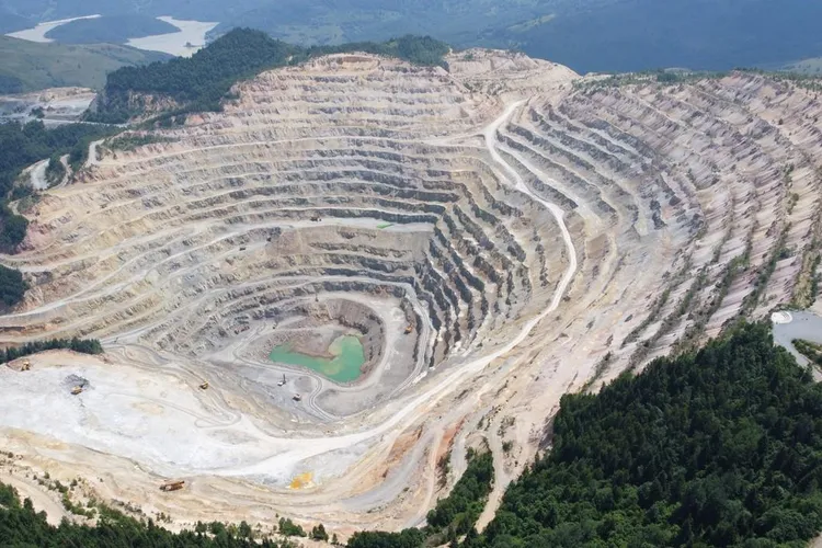 România a câștigat procesul în dosarul Roșia Montana și nu are de plătit nimic către Gabriel Resources. Canadienii ne vor achita o parte din cheltuielile de judecată