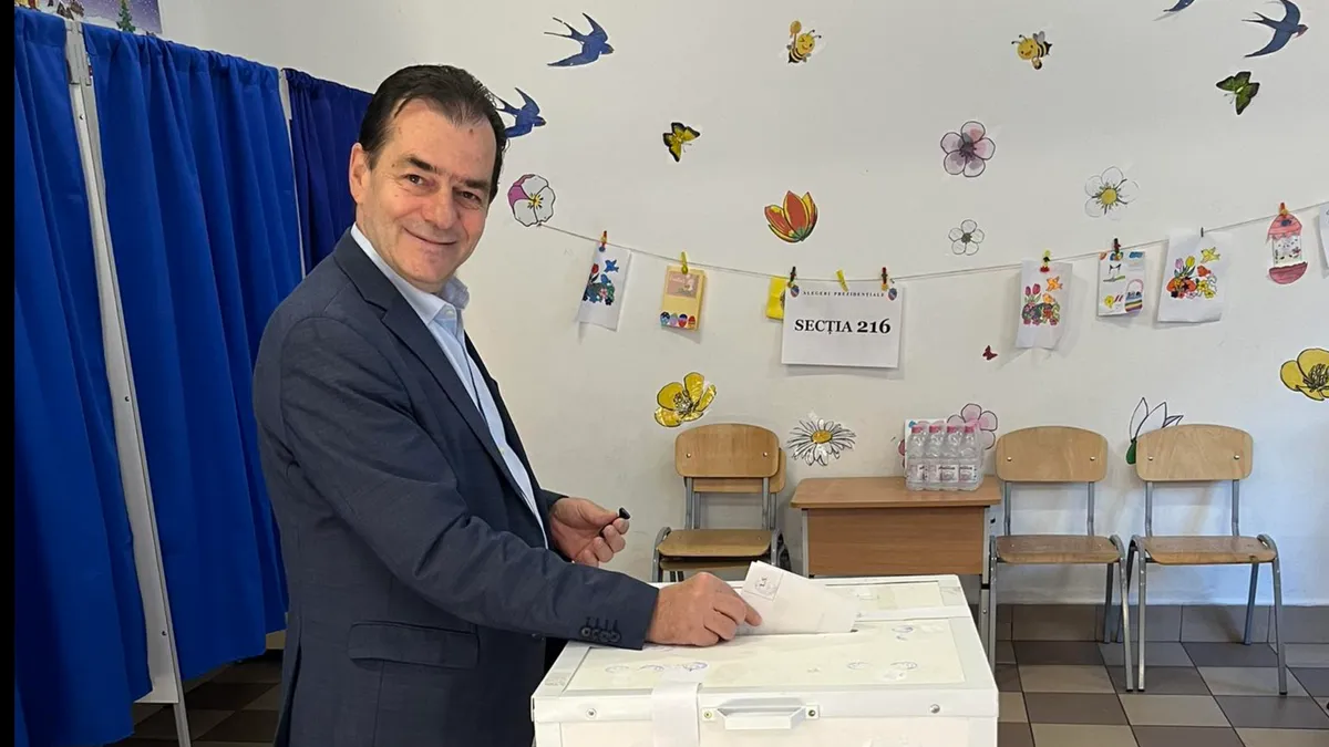 Ludovic Orban părăsește Palatul Cotroceni (sursa: Facebook/Ludovic Orban)