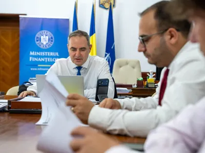 Nazare, consolidat de menținerea ratingului de țară, relansat în cursa pentru postul de premier. Bolojan a anunțat că acceptă un „Guvern cu profil tehnocrat”