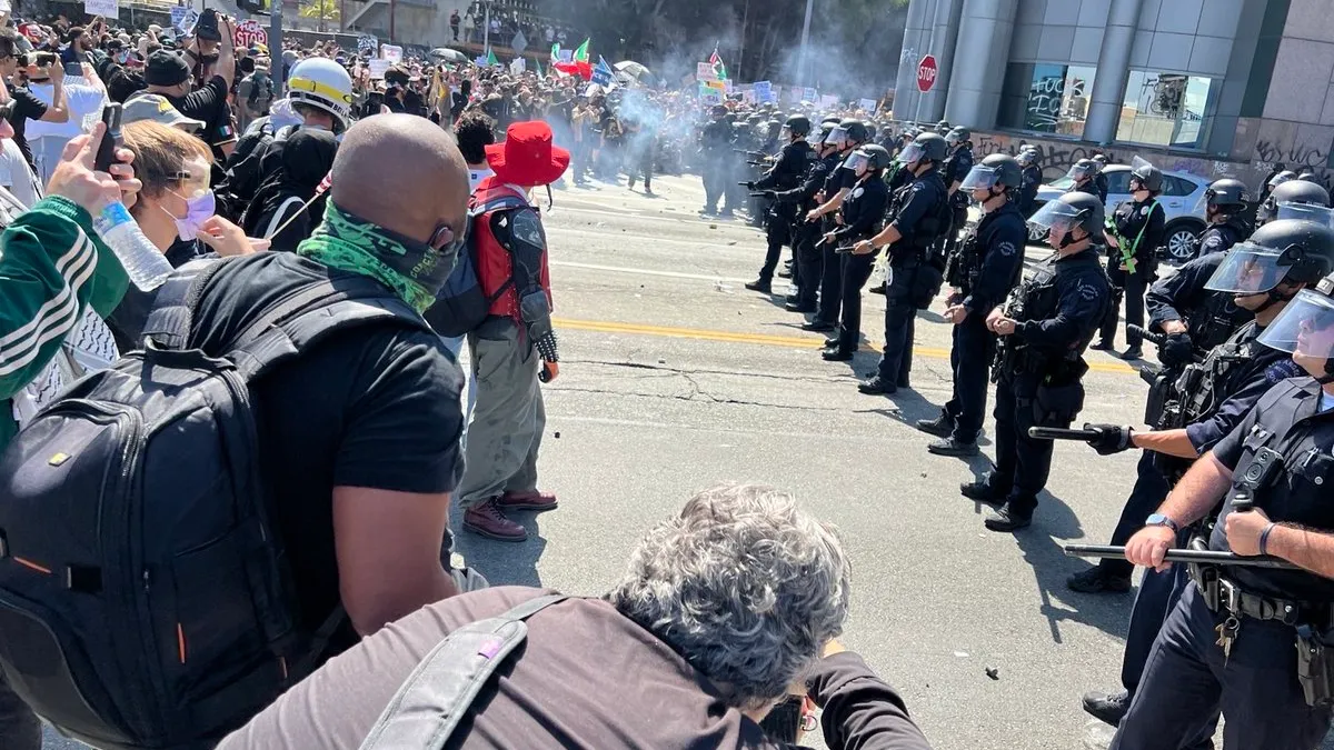 Tensiuni în California, Newsom vs Trump (sursa: X/People's City Council - Los Angeles)