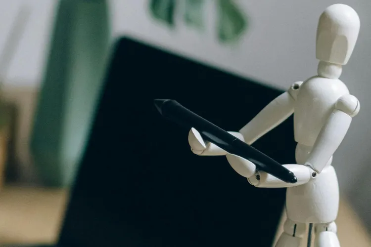 Joburi după facultate amenințate de AI (sursa: Pexels/Nataliya Vaitkevich)