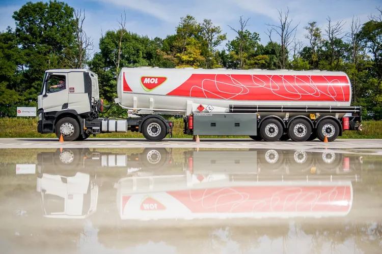 MOL solicită activarea rezervelor strategice ale Ungariei (sursa: Facebook/MOL)