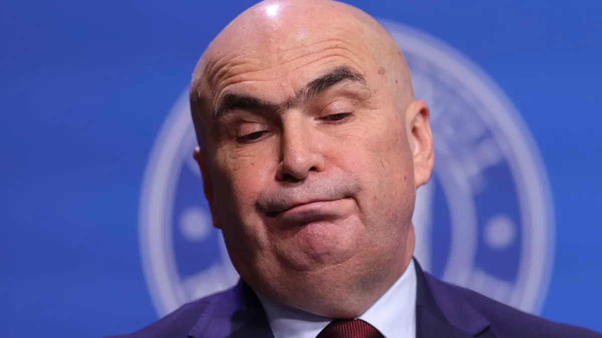 Cresc accizele la alcool și combustibil (sursa: Inquam Photos/Octav Ganea)