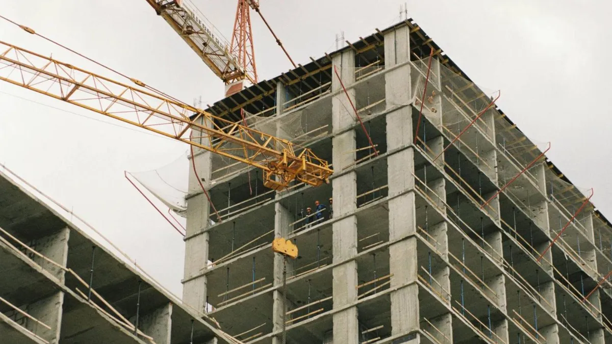 Piața imobiliară din România, semnale de scădere (sursa: Pexels/rescriptt rescriptt)