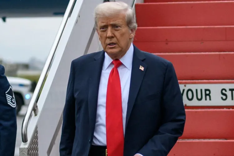 Donald Trump trimite armata la Portland (sursa: Facebook/The White House)