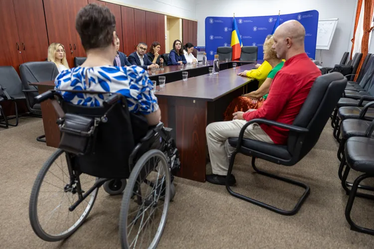 Procent uriaș de fraude la dosarele persoanelor cu handicap, arată ministrul Muncii, Florin Manole Foto: Facebook