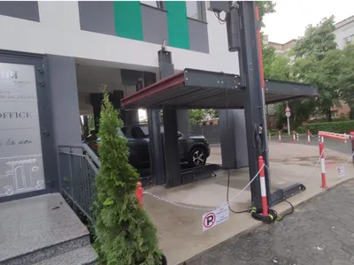 Primul parklift din Iași, abandonat (sursa: ziaruldeiasi.ro)
