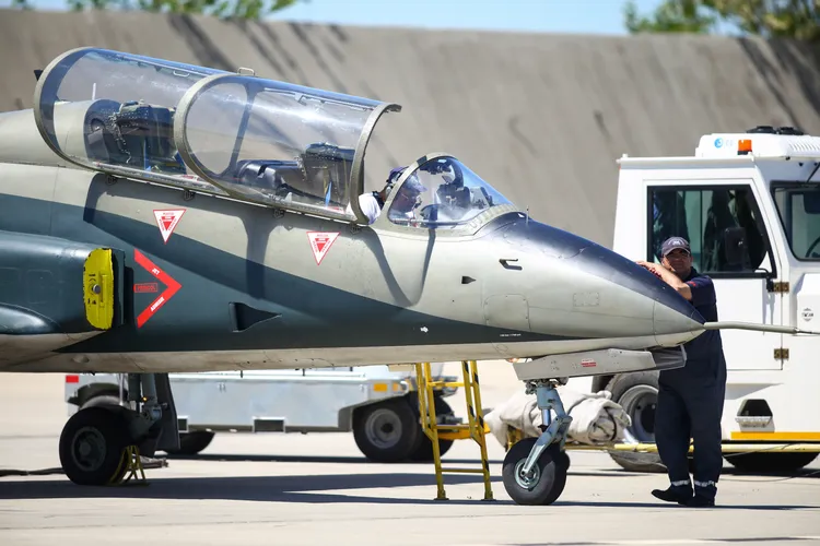 MApN penalizează Avioane Craiova pentru IAR-99 (sursa: Inquam Photos/George Călin)