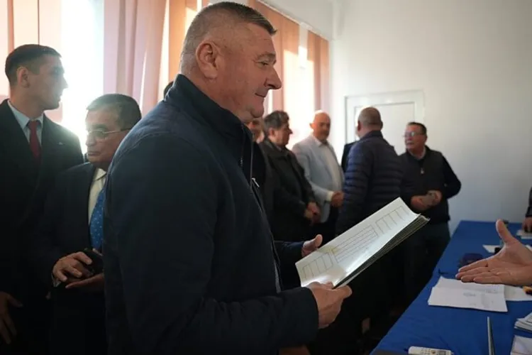 PNL și USR s-au aliat împotriva PSD in comuna Vânători din Iași Foto: TVR Info