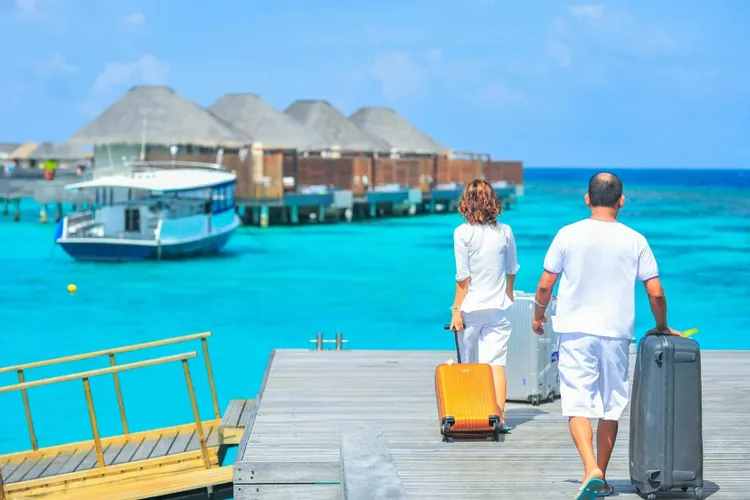 Vacanțe exotice, tot mai populare toamna (sursa: Pexels/Asad Photo Maldives)