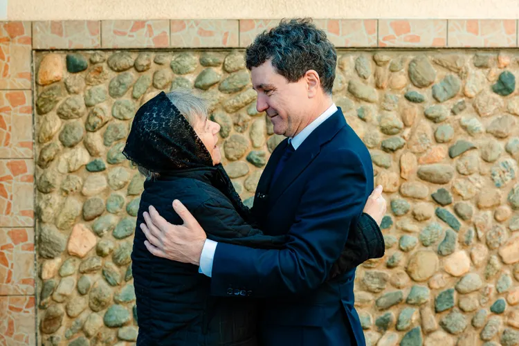 Nicușor Dan a fost votat masiv de cei peste 61 de ani Foto: Facebook