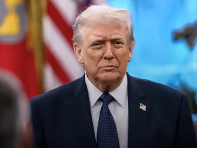 Trump amenință Iranul cu distrugerea insulei Kharg (sursa: Facebook/The White House)