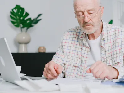 Pensia calculată greșit: care sunt diferențele dintre recalculare, revizuire și contestație
