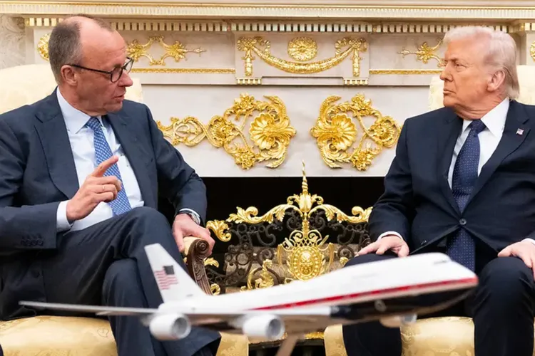 Trump pedepsește Berlinul economic și militar (sursa: bundesregierung.de)