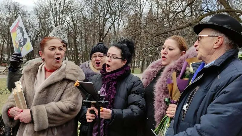 Șoșoacă cheamă la proteste împotriva vicepreședintelui SUA Foto: Facebook Șoșoacă 