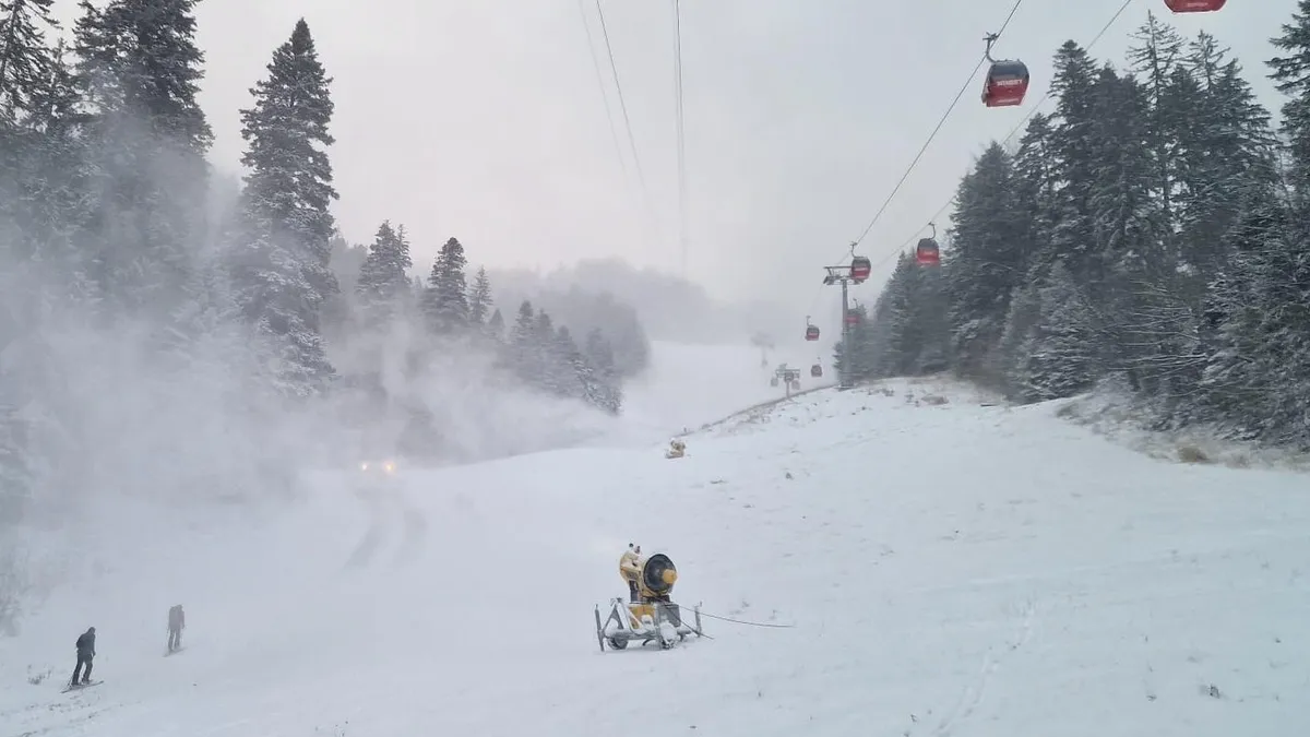 Sezonul de schi începe în Poiana Brașov (sursa: Facebook/Primăria Municipiului Brașov)