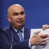 Bolojan bate obrazul „minorității de blocaj” din CCR: „Dacă tot ești plătit cu o sumă bună...” Foto: Inquam/Octav Ganea