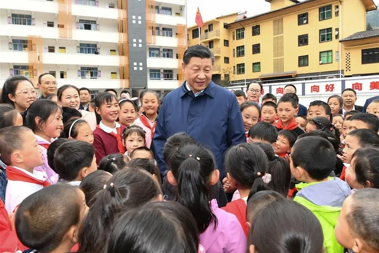 Populaţia Chinei comuniste a scăzut în 2022 pentru prima dată Foto: Twitter