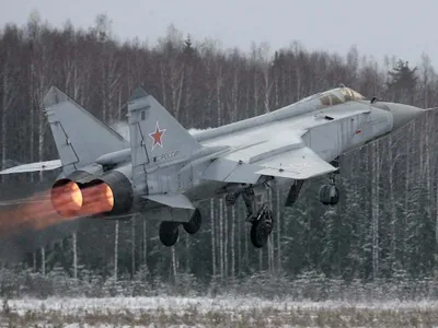 Rusia a trimis avioane de vânătoare în Belarus (sursă: Facebook/Ministrul rus al Apărării)