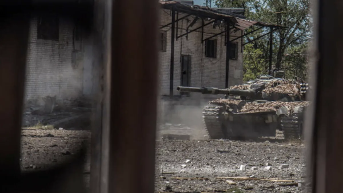 Ultimul bastion al ucrainenilor, Lisiciansk, rezistă (sursa: Agerpres)