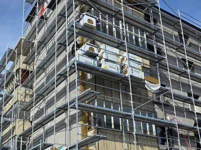 Reabilitarea termică a blocului: cum se împart cheltuielile între proprietari și cine plătește eventualele pagube