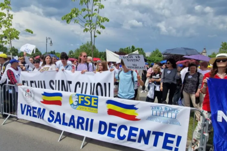 Câți bani vor câștiga profesorii real (sursa: ziaruldeiasi.ro)