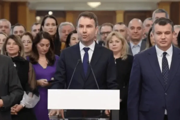 USR, PMP și Forţa Dreptei au oficializat „Alianța Dreapta Unită” Foto: captură video