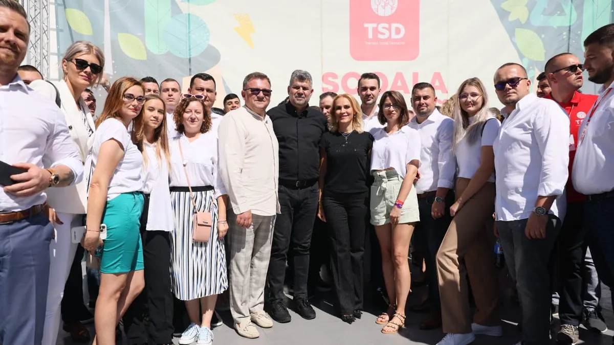 Budăi a început să hărțuiască o deputată Foto: Facebook