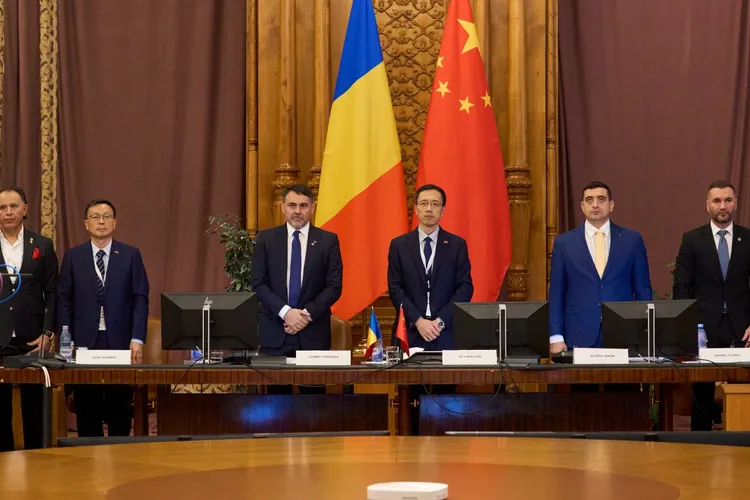 George Simion și AUR, propagandă și sprijin pentru China comunistă Foto: Ecopolitic