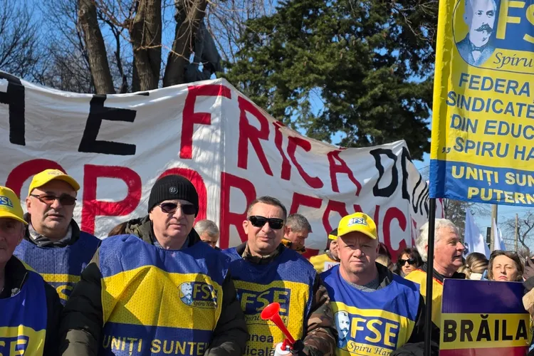 Simulările examenelor naționale, perturbate de protestul profesorilor (sursa: Facebook/Federatia Sindicatelor din Educație „Spiru Haret”)