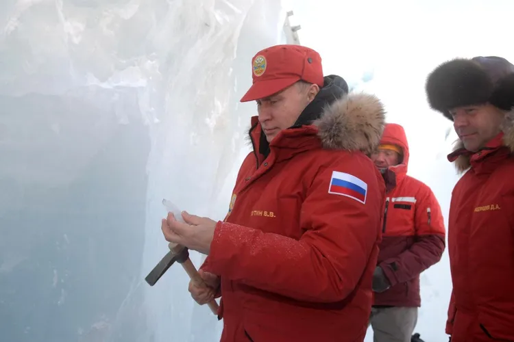 SUA monitorizează relația Rusia-China în Arctica (sursa: kremlin.ru)