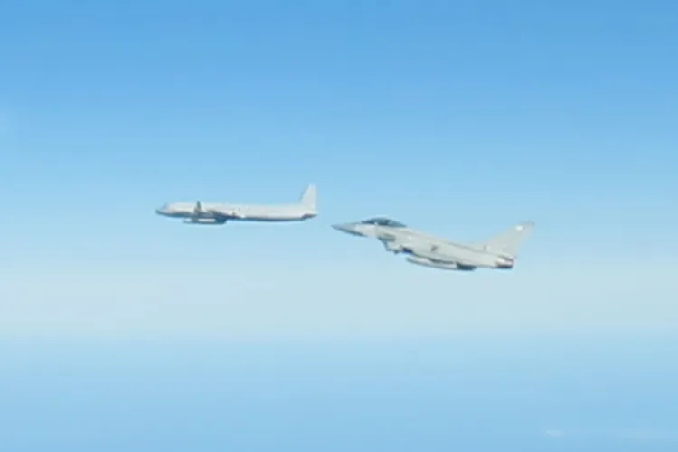 Regatul Unit, în alertă: avioanele britanice au interceptat două aeronave rusești deasupra Mării Baltice
