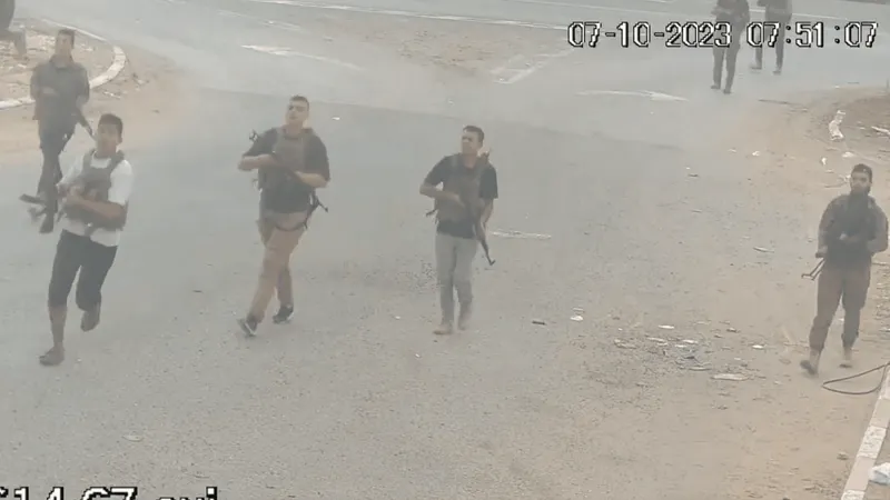 Teroriștii Hamas au violat-o, iar apoi au împușcat-o  Foto: Captură video