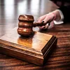 Confundat cu autorul unui accident un șofer a rămas trei săptămâni fără permis: judecătorii spun că Poliția nu a greșit