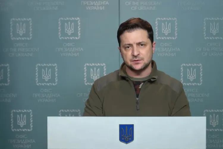 Deținuții ucraineni cu experiență de luptă, eliberați din închisoare, anunță luni președintele Volodimir Zelenski. Sursă: Facebook Volodimir Zelenski 