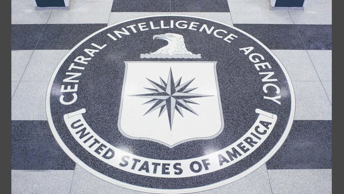 CIA oferă instrucțiuni rușilor Foto: Facebook