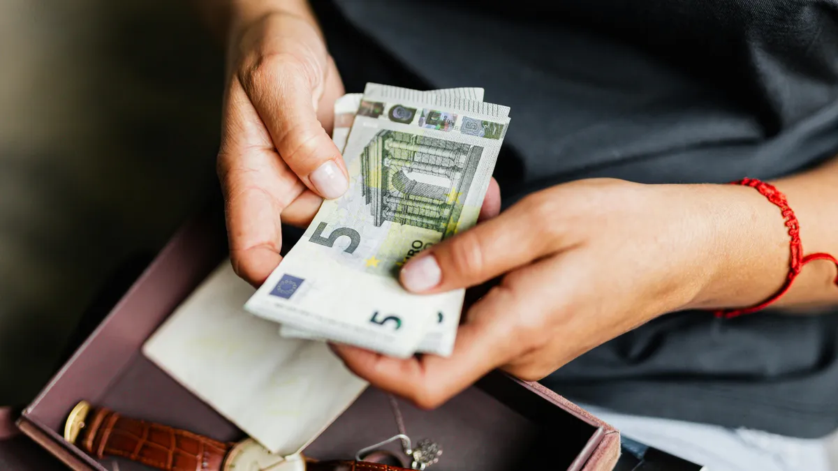 Războiul din Iran lovește economia Europei (sursa: Pexels/www.kaboompics.com)