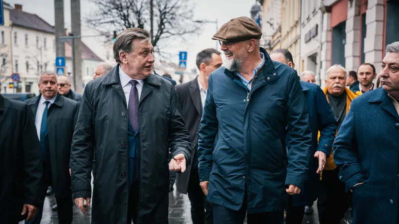 UDMR va părăsi coaliția dacă Antonescu nu intră în turul II  Foto: Facebook Kelemen Hunor