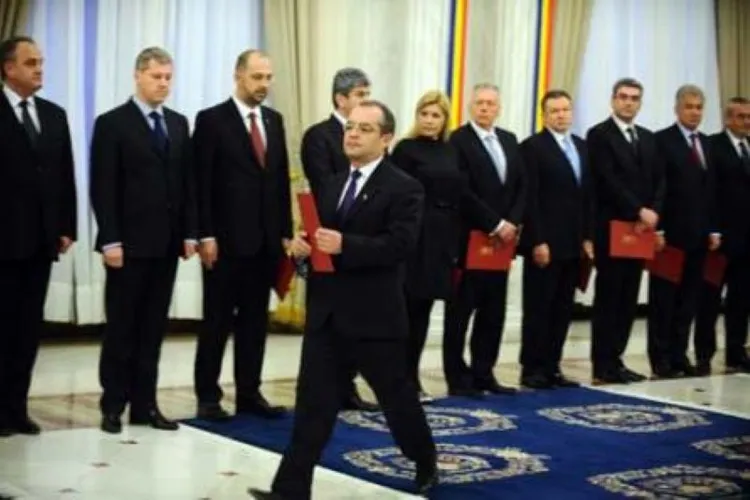 Precedentul care sperie PSD: guvernul Boc I a supraviețuit 84 de zile după demisia miniștrilor PSD Foto: Agerpres