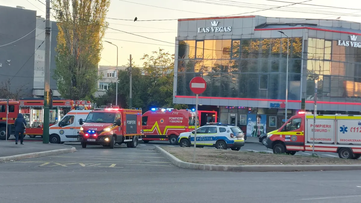 Incendiu puternic într-un bloc din Constanța (sursa: cugetliber.ro)