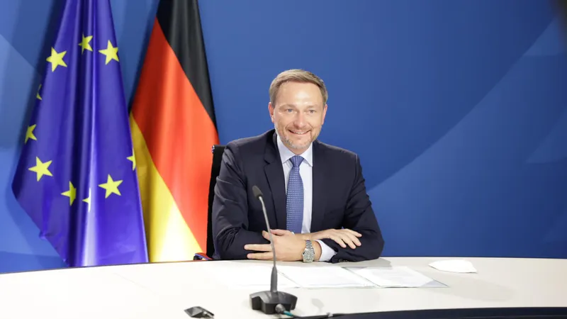 Berlinul amenință cu sancțiuni Moscova dacă va ataca Ucraina (sursă: Facebook/Christian Lindner)